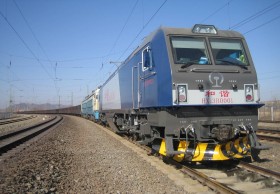 HXD3B型9600kW大功率交流货运电力机车